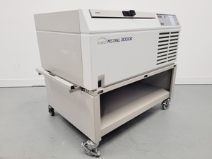 Thumbnail image of Sanyo Mistral 3000E Centrifuge with Windshield Swing Rotor and Buckets on Stand