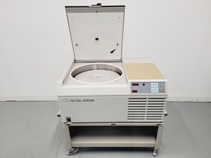 Thumbnail image of Sanyo Mistral 3000E Centrifuge with Windshield Swing Rotor and Buckets on Stand