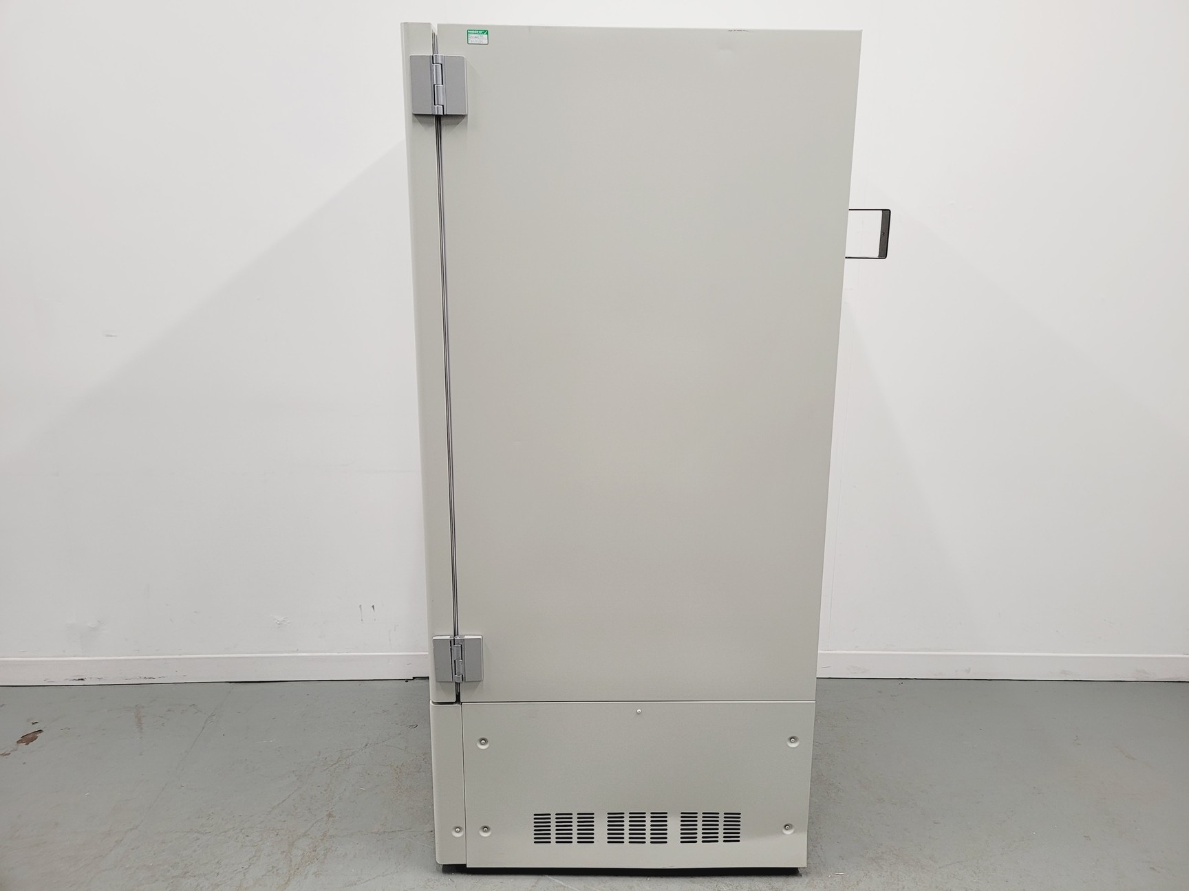 Image of Panasonic MDF-U3386S Ultra Low Temperature Lab Freezer