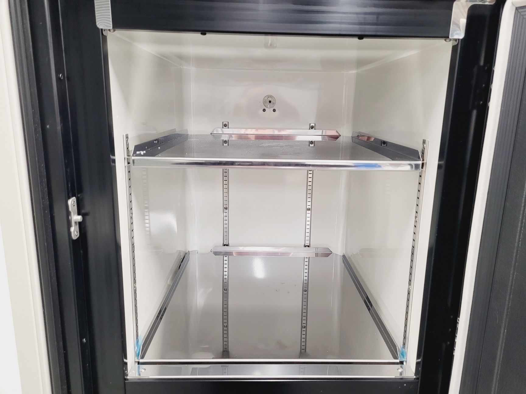 Image of Panasonic MDF-U3386S Ultra Low Temperature Lab Freezer