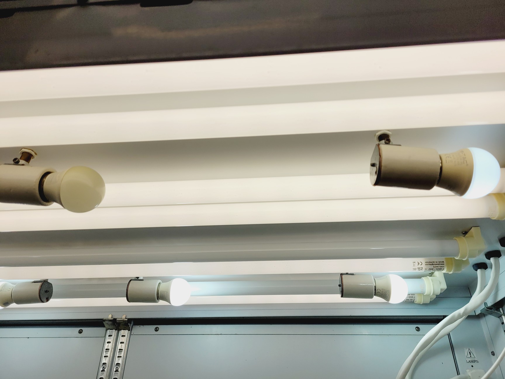 Image of Percival AR75L Growth Chamber 2-Tier Lab