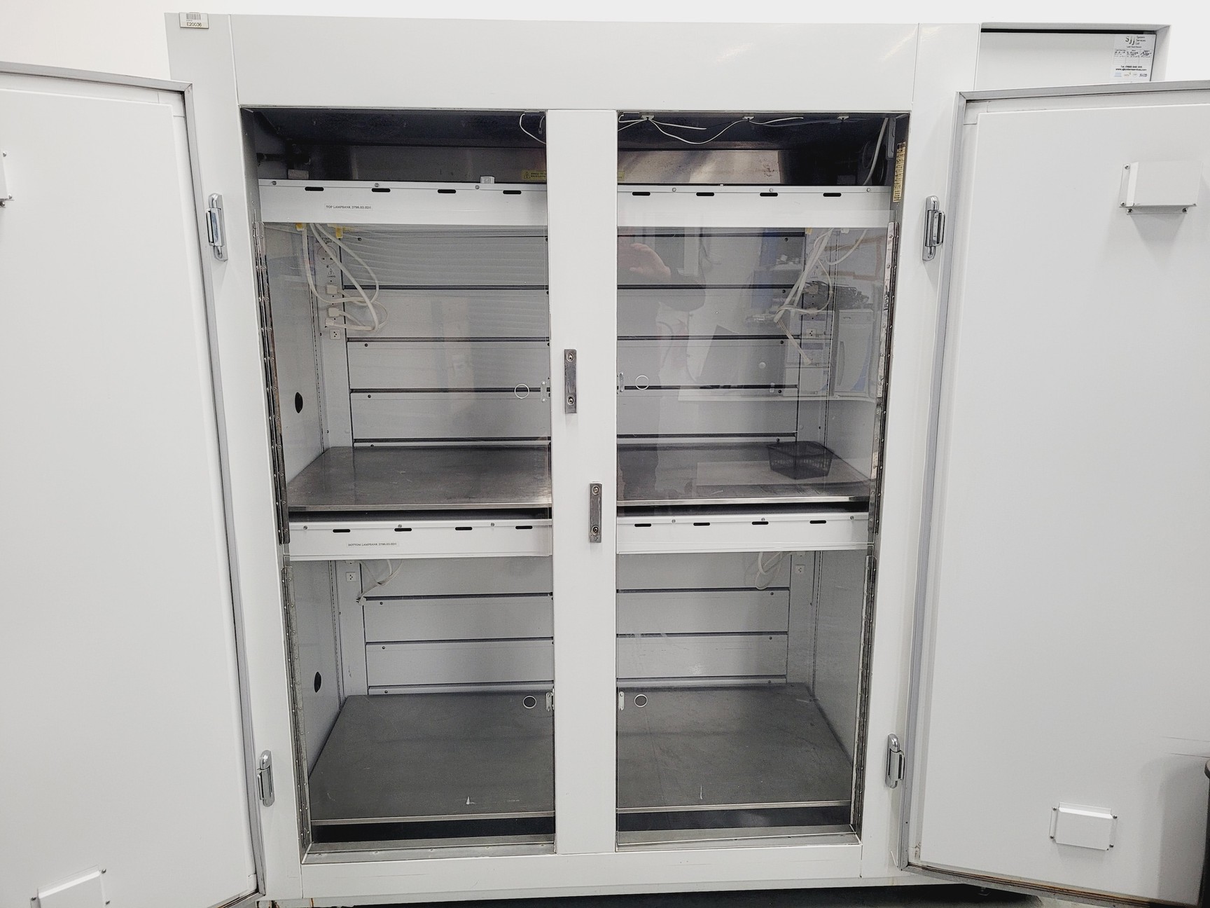 Image of Percival Model Type AR75L Growth Chamber 2- Tier Lab