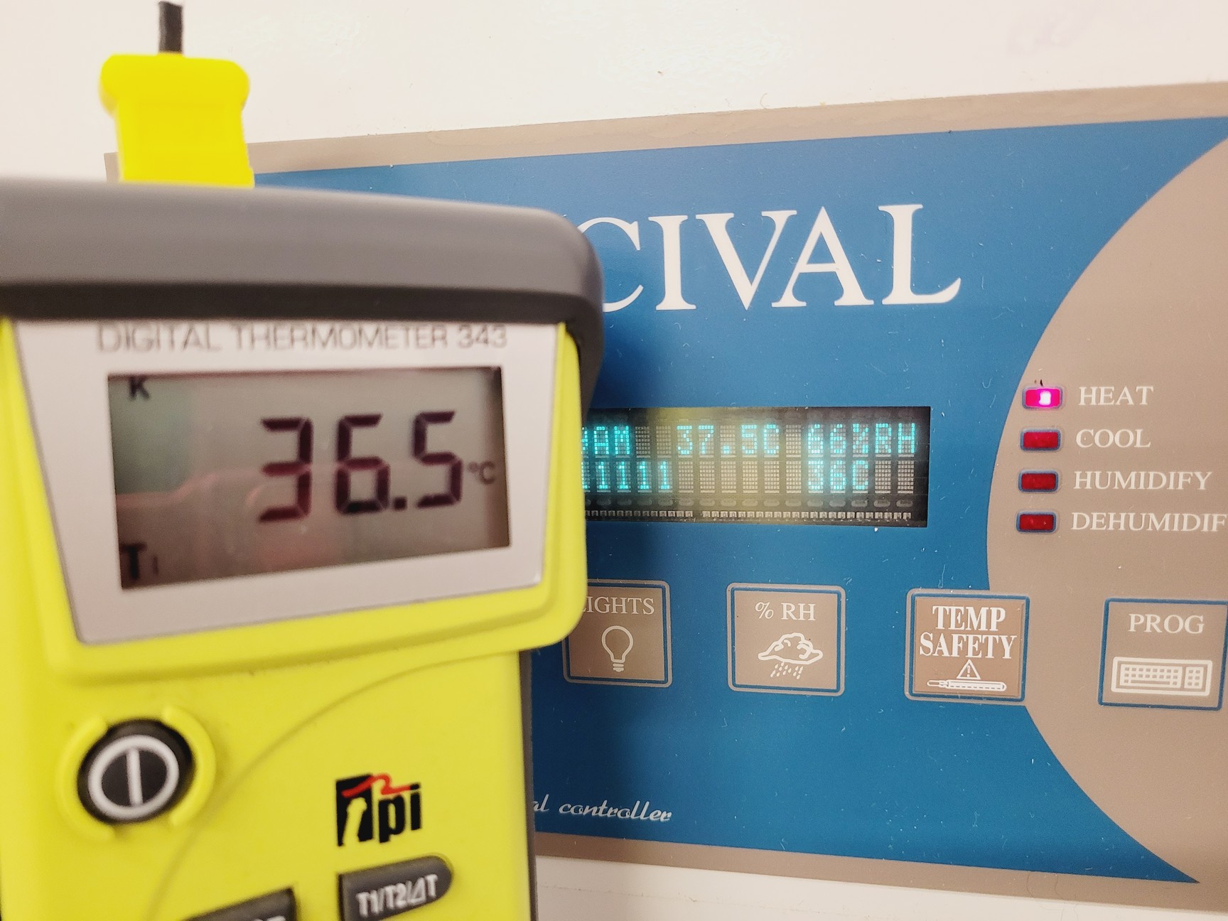 Image of Percival Model Type AR75L Growth Chamber 2- Tier Lab