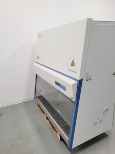 Thumbnail image of Thermo Scientific MSC-Advantage MSC 1.5 Class 2 Safety Cabinet with Stand Lab