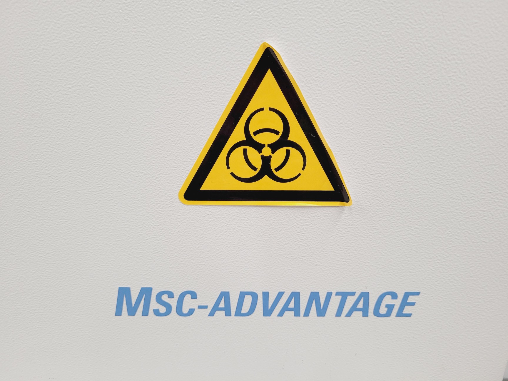 Image of Thermo Scientific MSC-Advantage MSC 1.5 Class 2 Safety Cabinet with Stand Lab