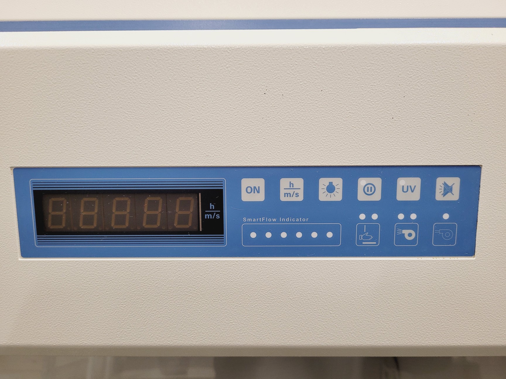 Image of Thermo Scientific MSC-Advantage MSC 1.5 Class 2 Safety Cabinet with Stand Lab