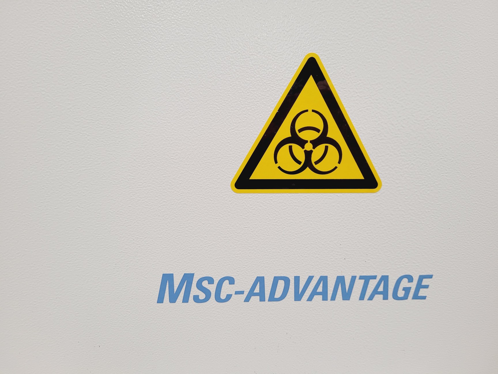 Image of Thermo Scientific MSC-Advantage MSC 1.5 Class 2 Safety Cabinet with Stand Lab