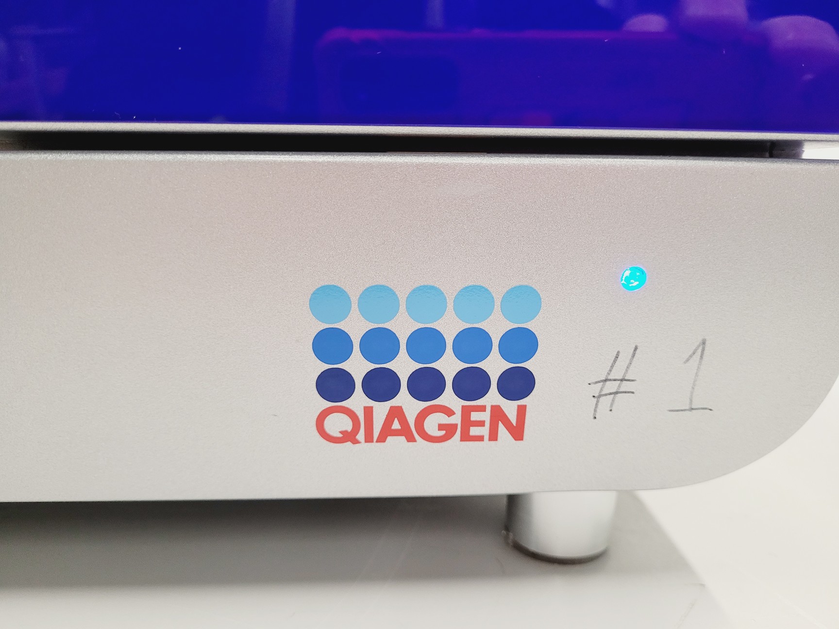 Qag Machine Qiagen QIAgility Automated PCR Workstation Lab