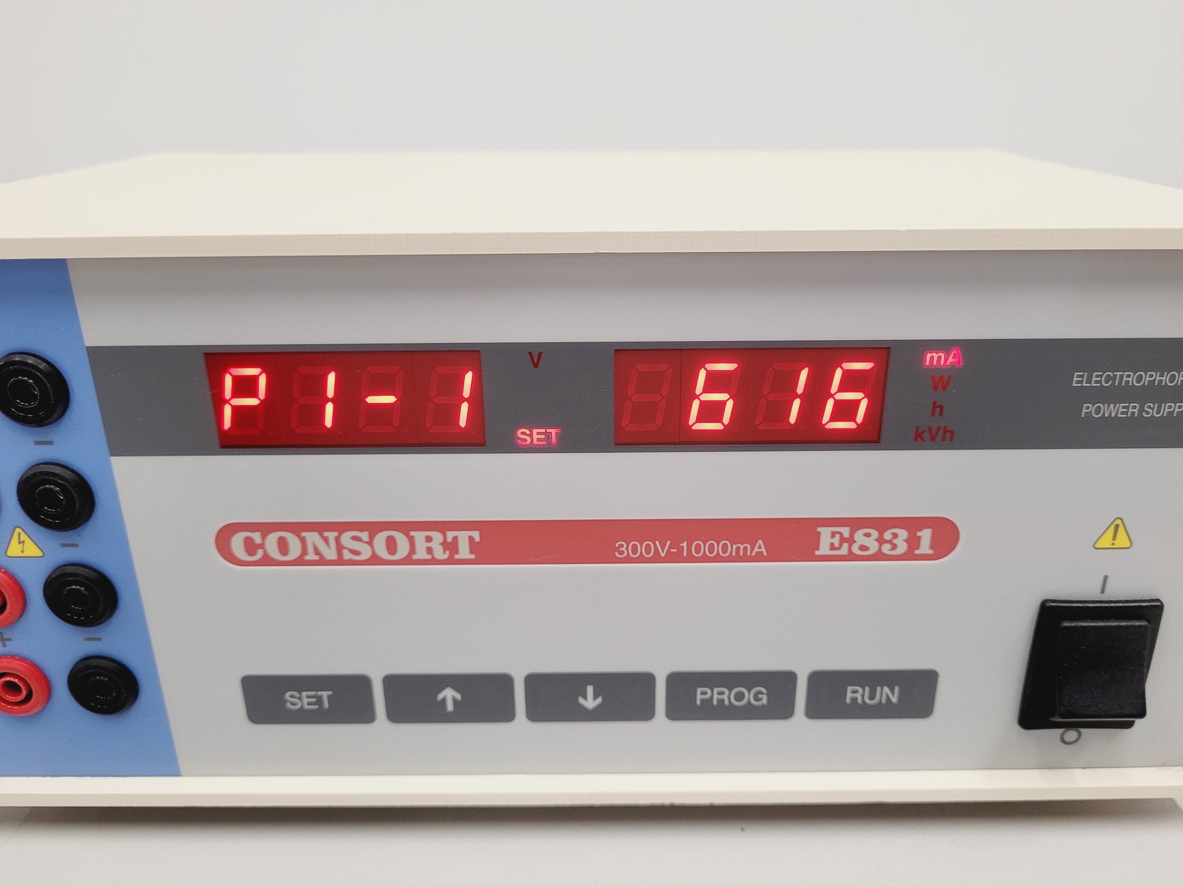 Image of Consort E831 Electrophoresis Power Supply Lab