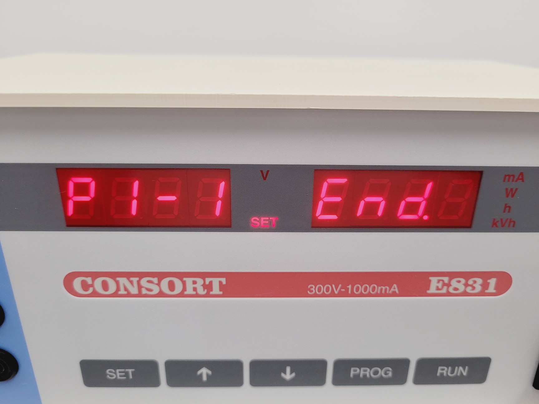 Image of Consort E831 Electrophoresis Power Supply Lab