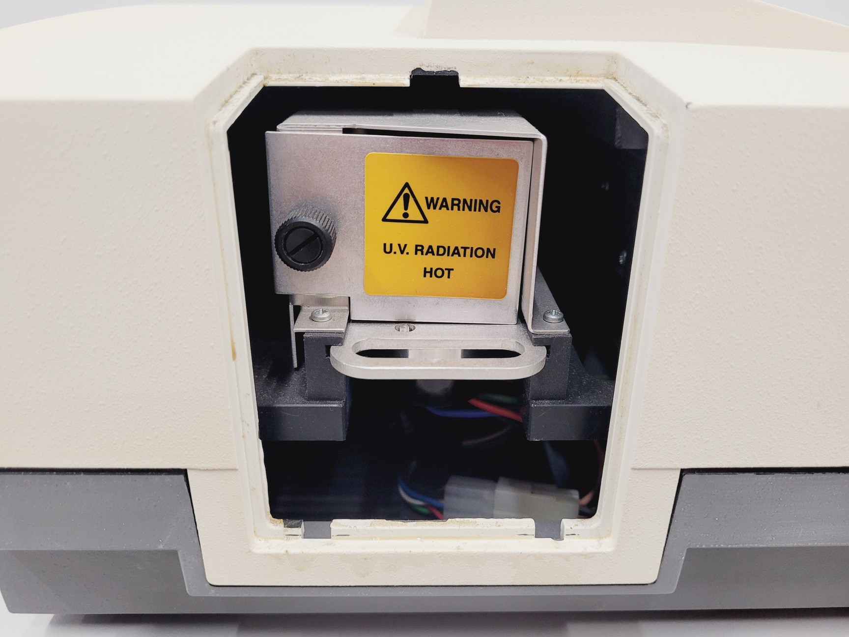 Image of Pharmia Biotech Ultrospec 2000 UV/Visible Spectrophotometer Lab