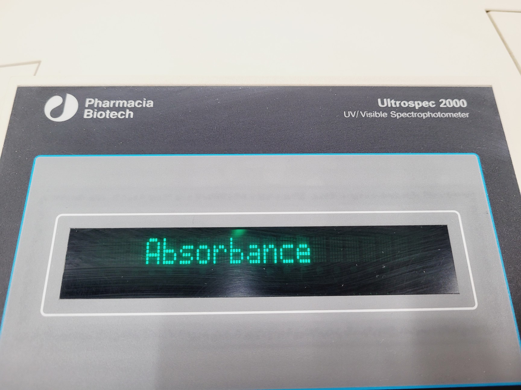 Image of Pharmia Biotech Ultrospec 2000 UV/Visible Spectrophotometer Lab