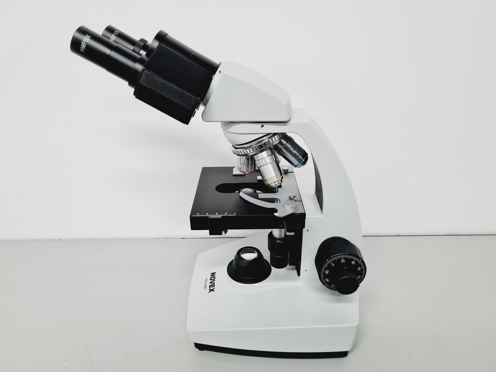 Image of Novex B LED Series Microscope w/ 4 x Objective 100/40/10 Oil Lab