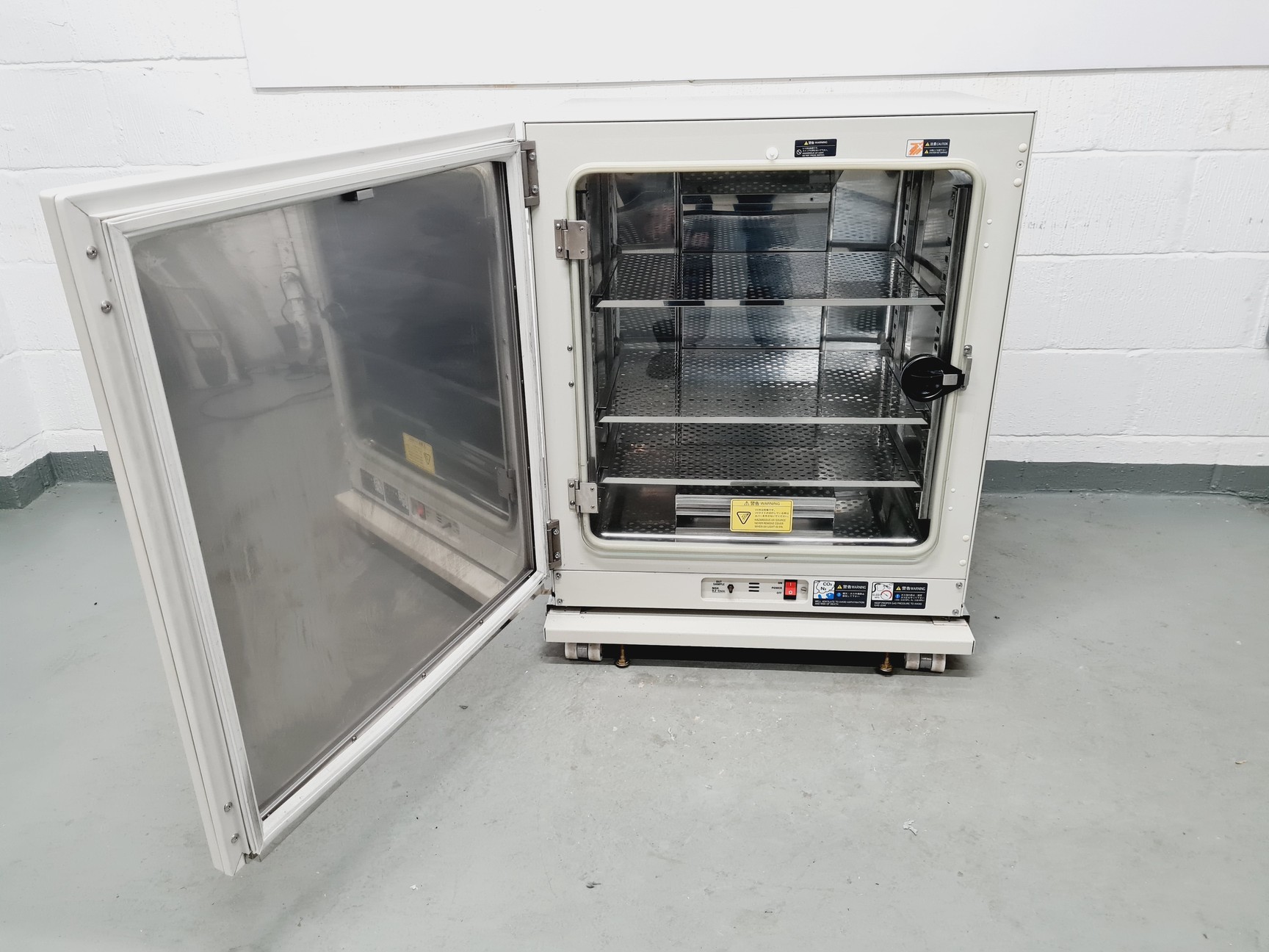 Image of Sanyo CO2 Incubator MCO-20AIC *Faulty CO2 Sensor* Lab