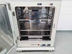 Thumbnail image of Sanyo CO2 Incubator MCO-20AIC *Faulty CO2 Sensor* Lab