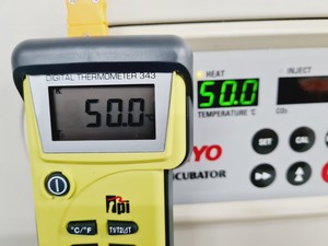 Thumbnail image of Sanyo CO2 Incubator MCO-20AIC *Faulty CO2 Sensor* Lab