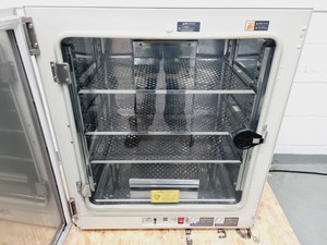 Thumbnail image of Sanyo CO2 Incubator Model MCO-20AIC *Faulty CO2 Sensor* Lab