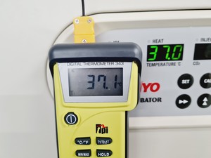 Thumbnail image of Sanyo CO2 Incubator Model MCO-20AIC *Faulty CO2 Sensor* Lab