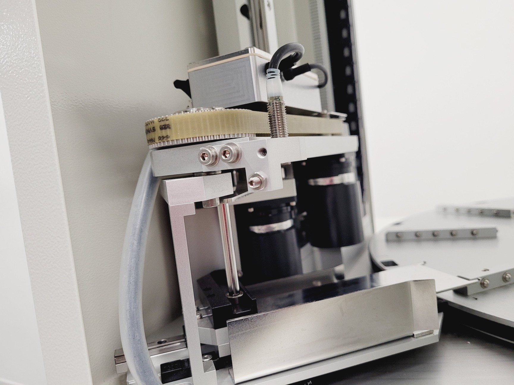 Image of Thermo Scientific Cytomat Microplate Hotel w/ Plate Transfer & Scanner Lab