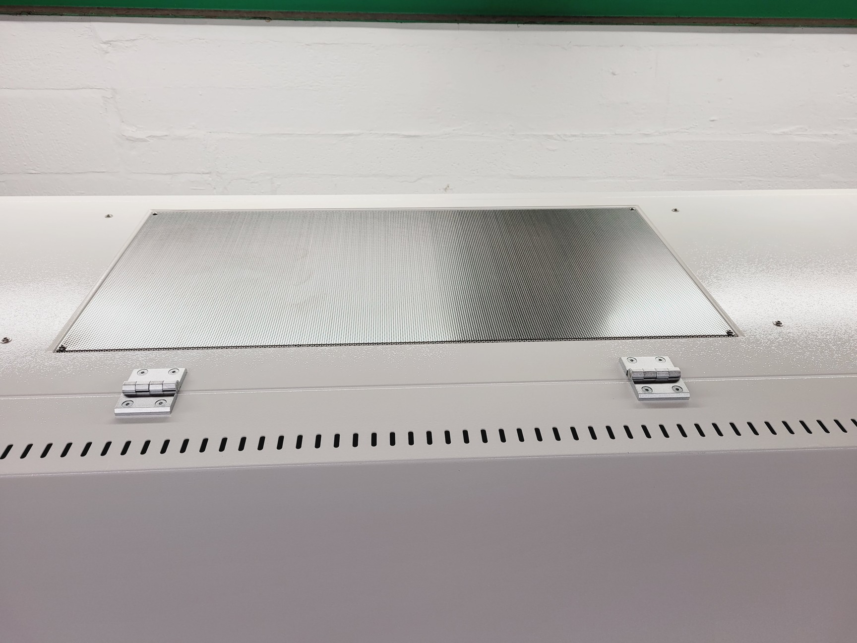 Image of Iskra PIO 2020 MC18-2 Class ll Microbiological Safety Cabinet on Stand Lab