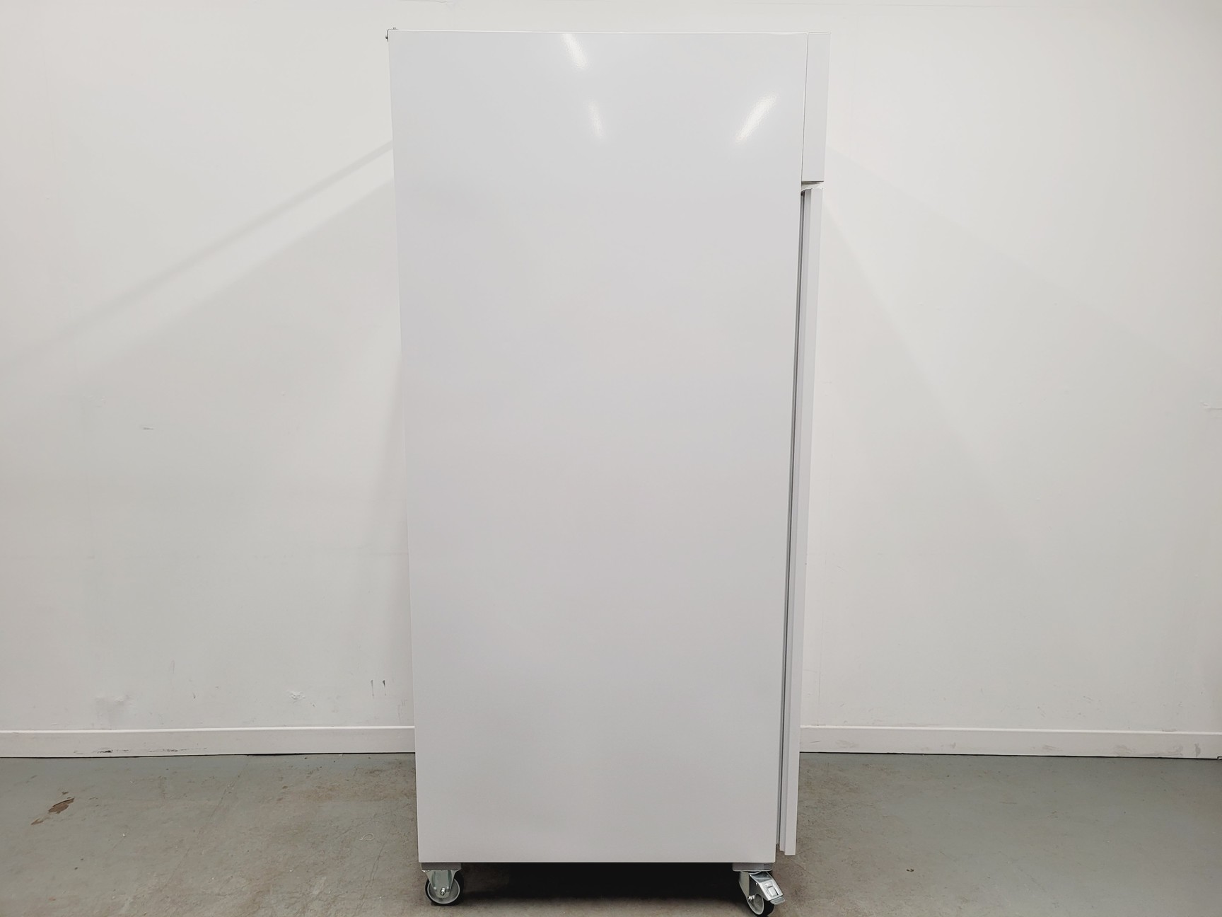 Image of Leibherr 2021 Mediline -35ºC Ultra Low Freezer Model LGPV 8420 Medical Lab