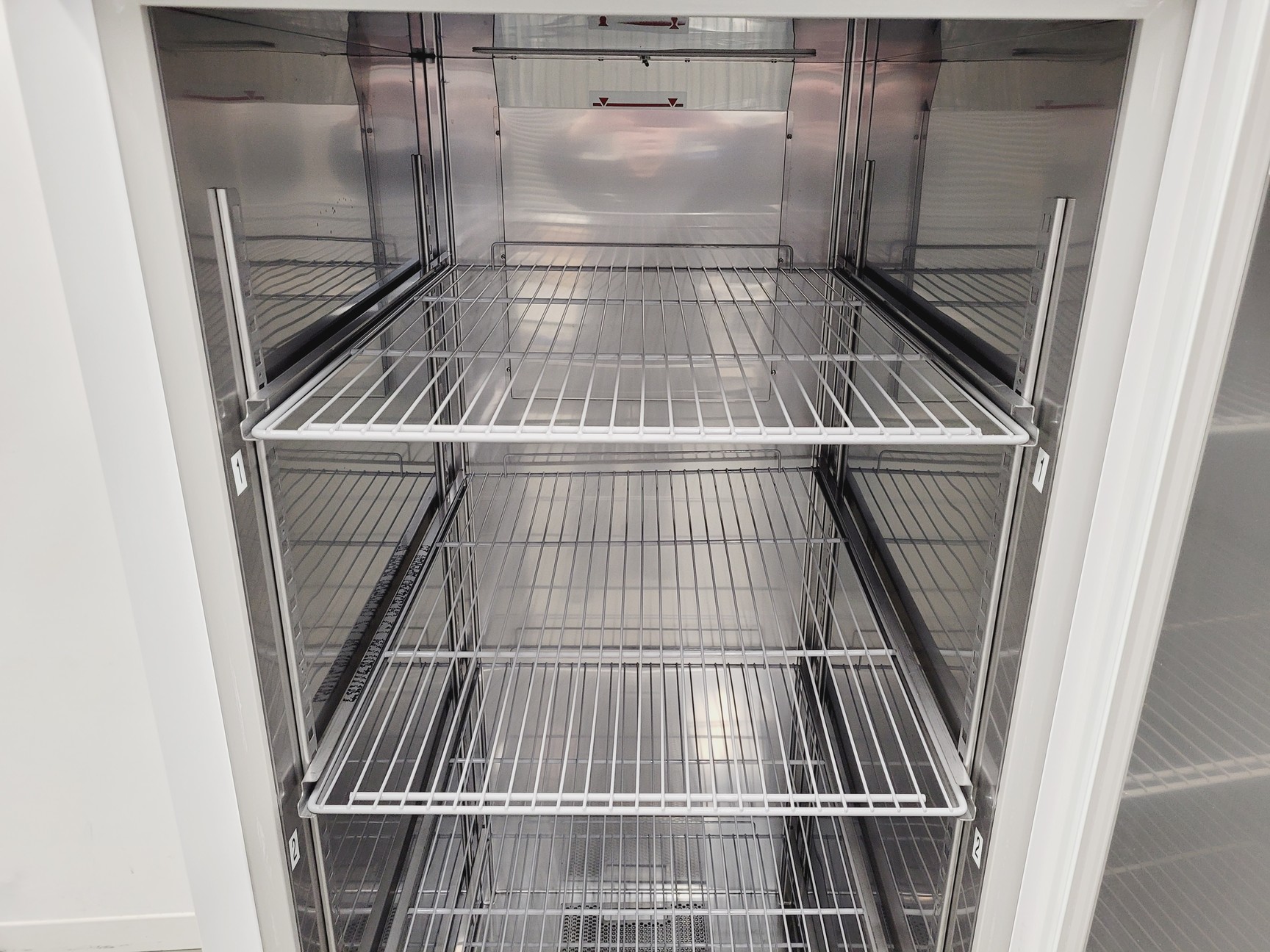 Image of Leibherr 2021 Mediline -35ºC Ultra Low Freezer Model LGPV 8420 Medical Lab