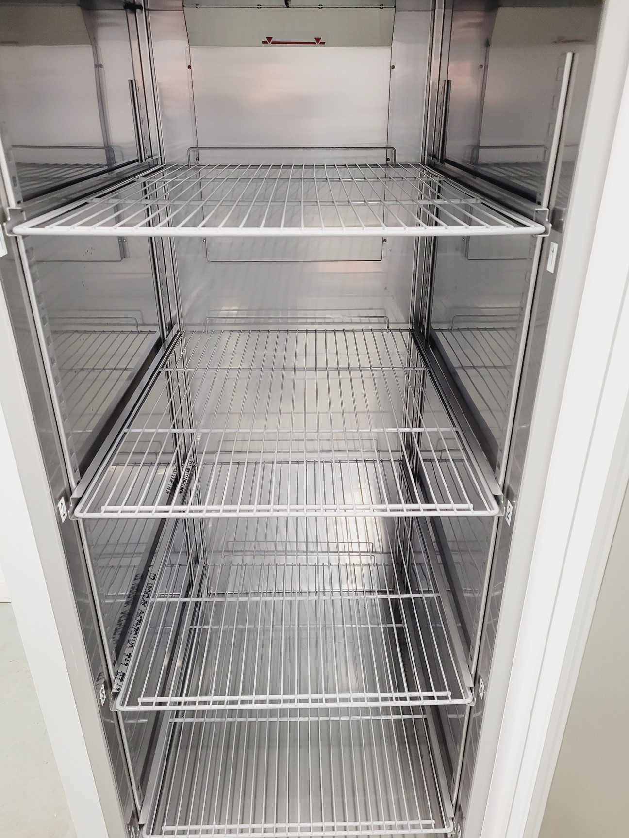 Image of Leibherr 2021 Mediline LGPV 8420 Ultra Low Temperature Medical Freezer -35ºC Lab