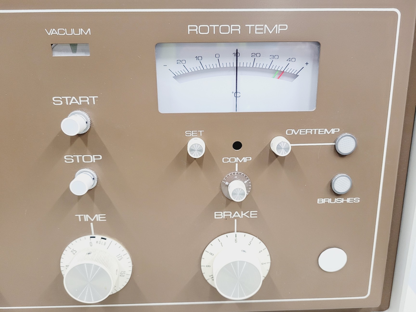 Image of Beckman J2-21 Floor Standing Refrigerated Centrifuge Lab