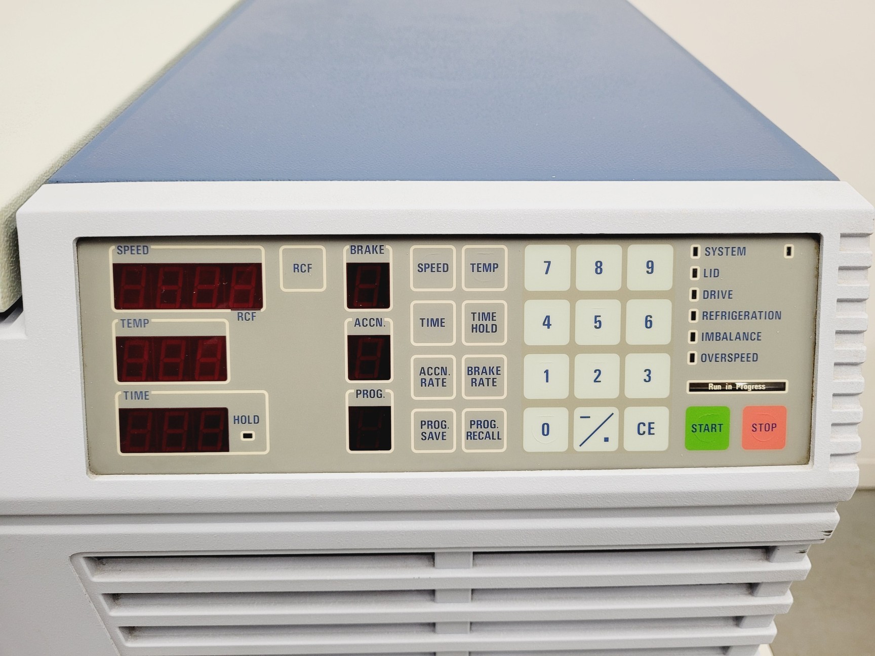 Image of MSE Mistral 3000i Refrigerated Centrifuge w/ MSE 43122-105 Spares/Repair Lab