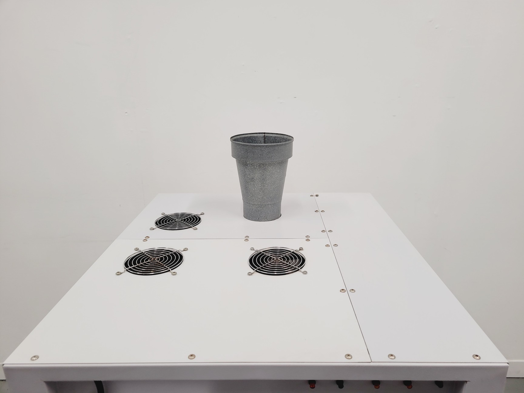 Image of Thermo Scientific Barnstead Thermolyne Pyro-Clean Glassware Oven OV134510-33 Lab