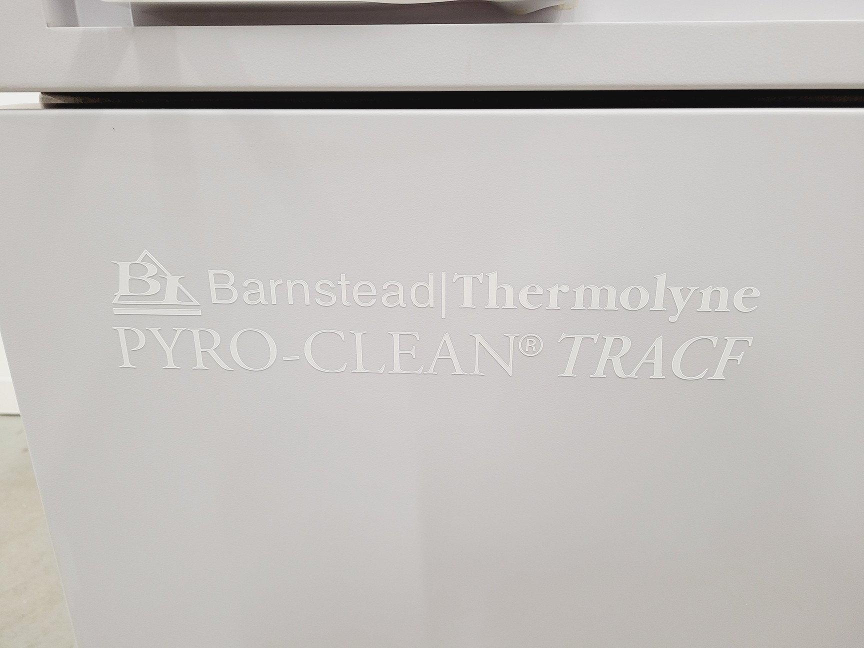 Image of Thermo Scientific Barnstead Thermolyne Pyro-Clean Glassware Oven OV134510-33 Lab