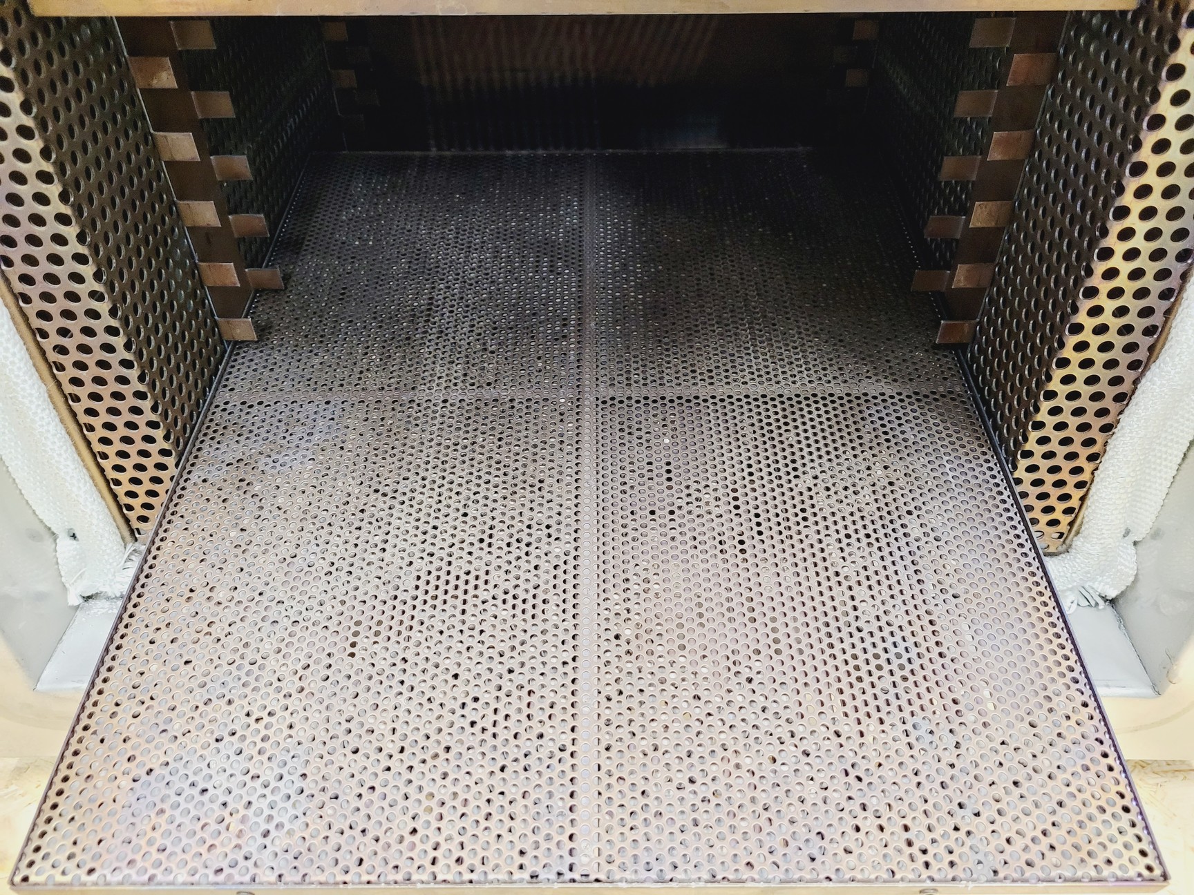 Image of Thermo Scientific Barnstead Thermolyne Pyro-Clean Glassware Oven OV134510-33 Lab