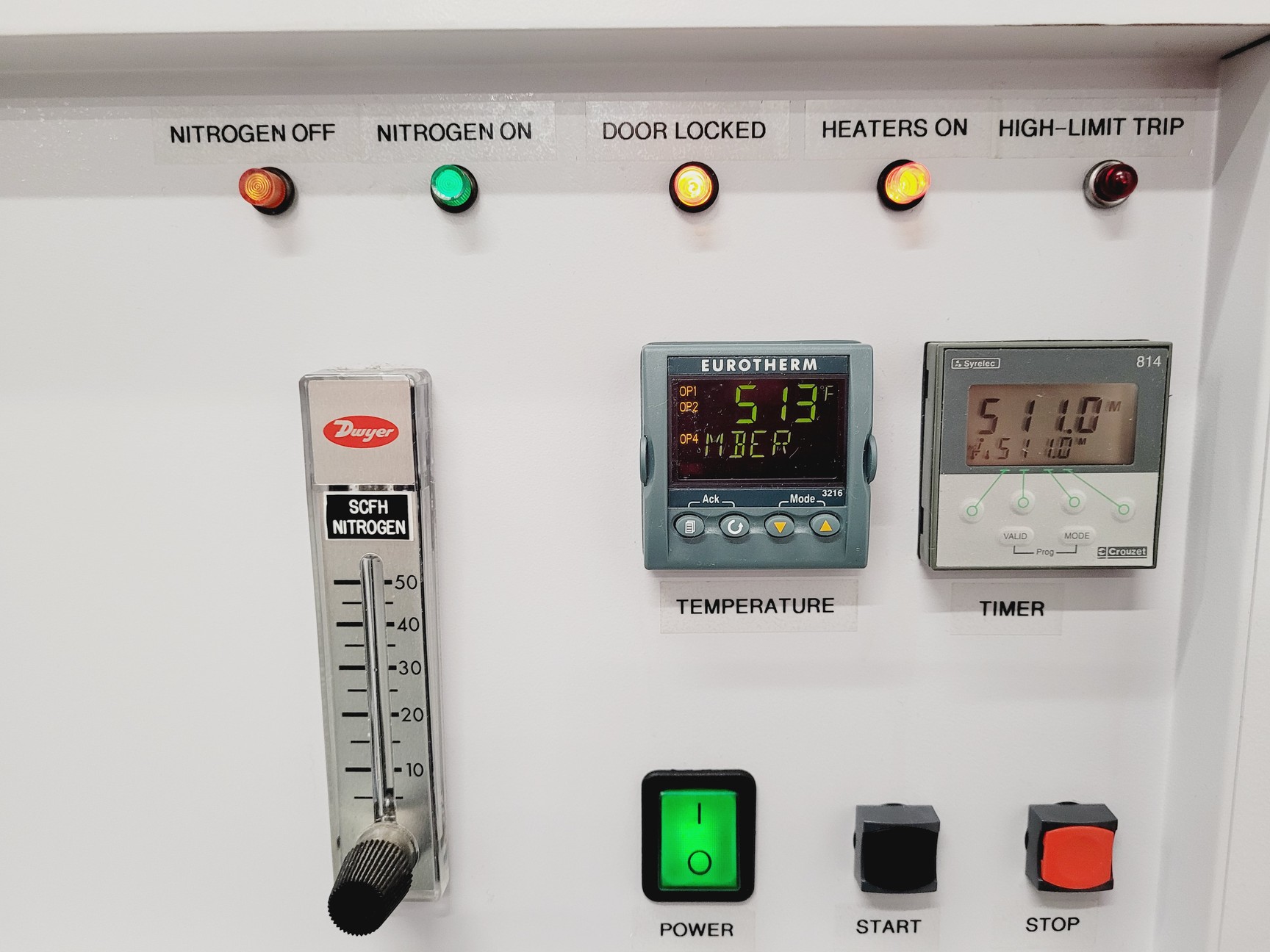 Image of Thermo Scientific Barnstead Thermolyne Pyro-Clean Glassware Oven OV134510-33 Lab