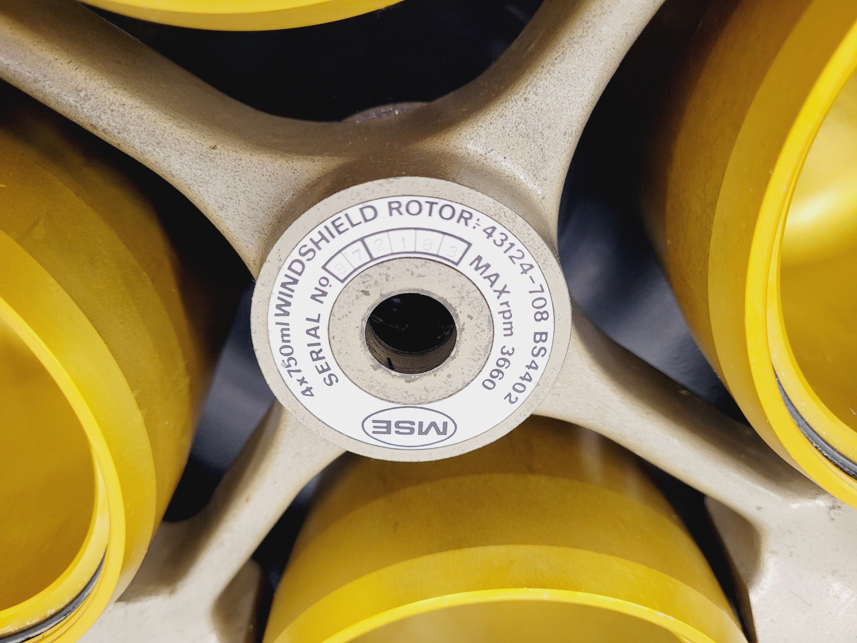 Image of MSE 4 x 750ml Windshield Rotor 43124-708 BS4402 with Buckets Lab