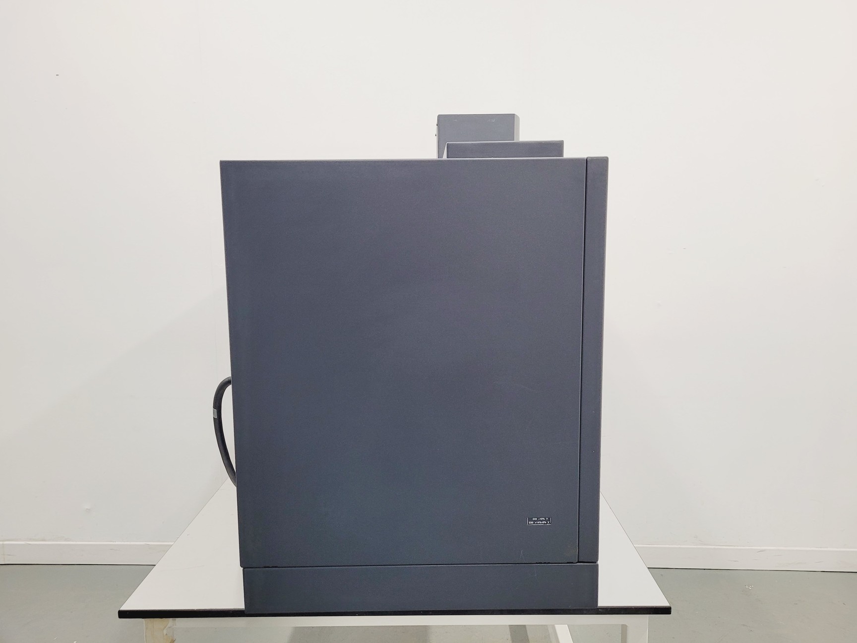 Image of Agilent Technologies 700 Series 720 ICP-OES Spectrometer with G8481A Chiller