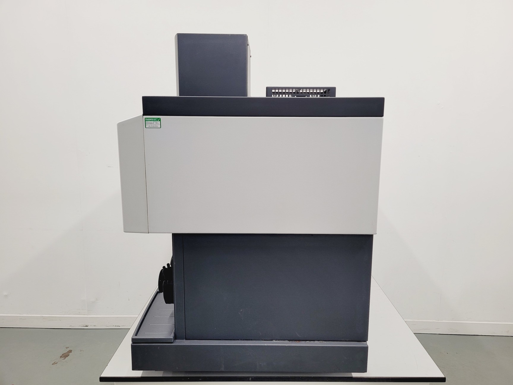 Image of Agilent Technologies 700 Series 720 ICP-OES Spectrometer with G8481A Chiller