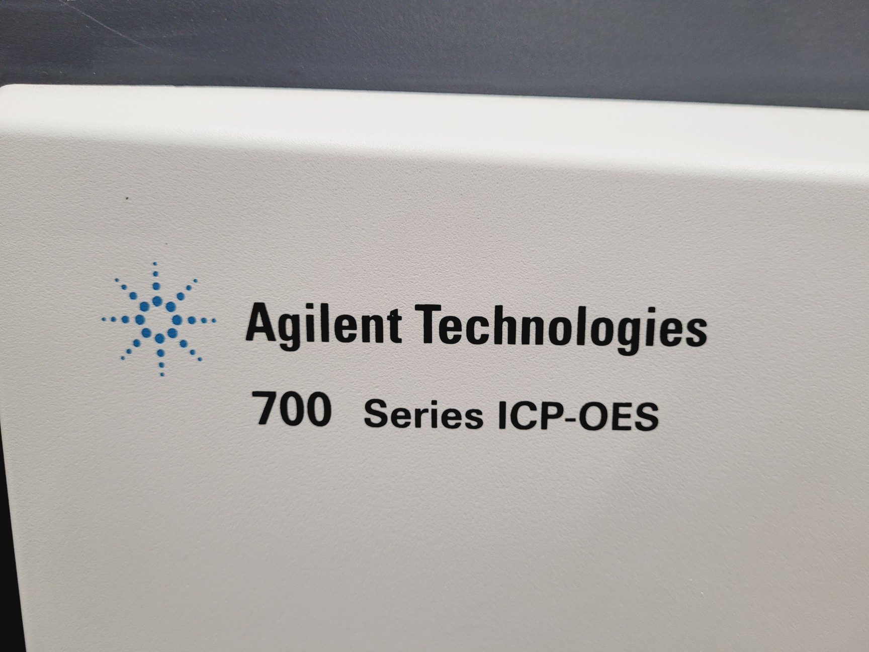 Image of Agilent Technologies 700 Series 720 ICP-OES Spectrometer with G8481A Chiller