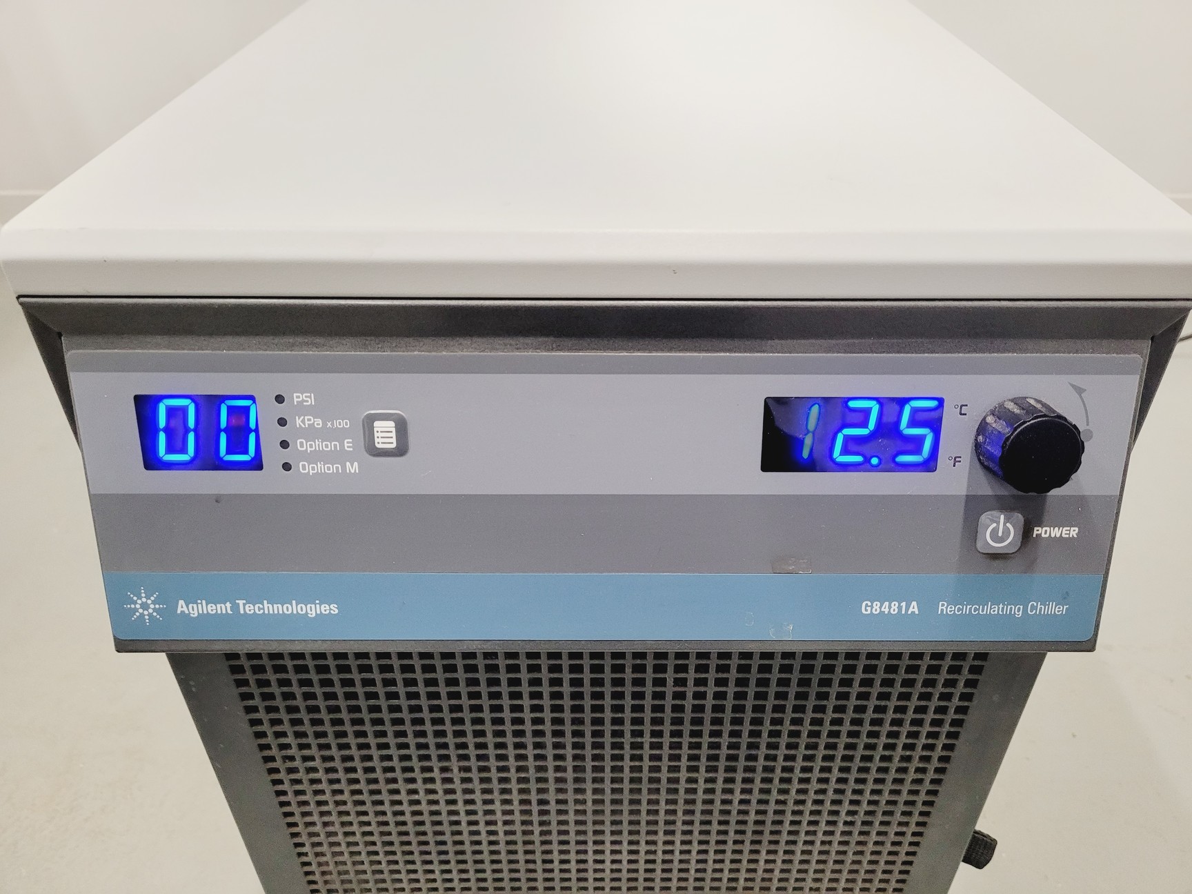 Image of Agilent Technologies 700 Series 720 ICP-OES Spectrometer with G8481A Chiller