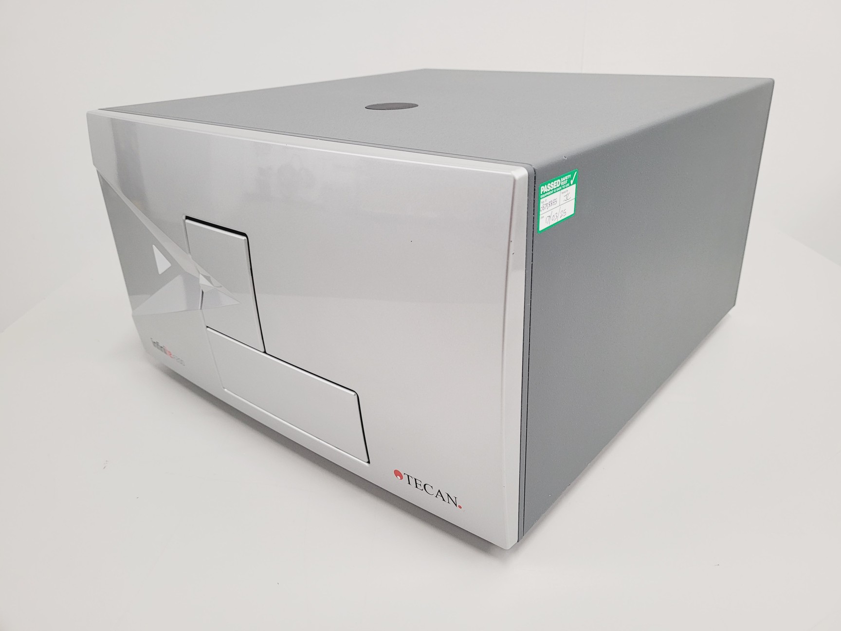 Image of Tecan Infinite F200 Fluorescence Microplate Reader With Software Lab