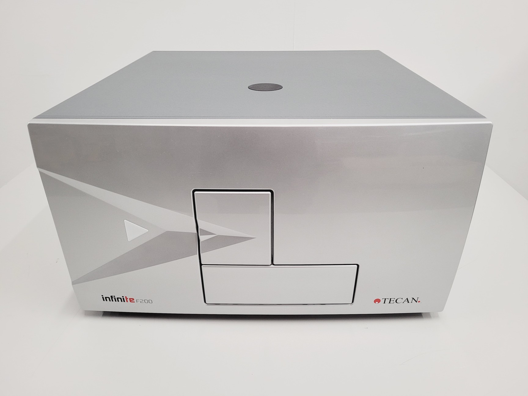 Image of Tecan Infinite F200 Fluorescence Microplate Reader With Software Lab