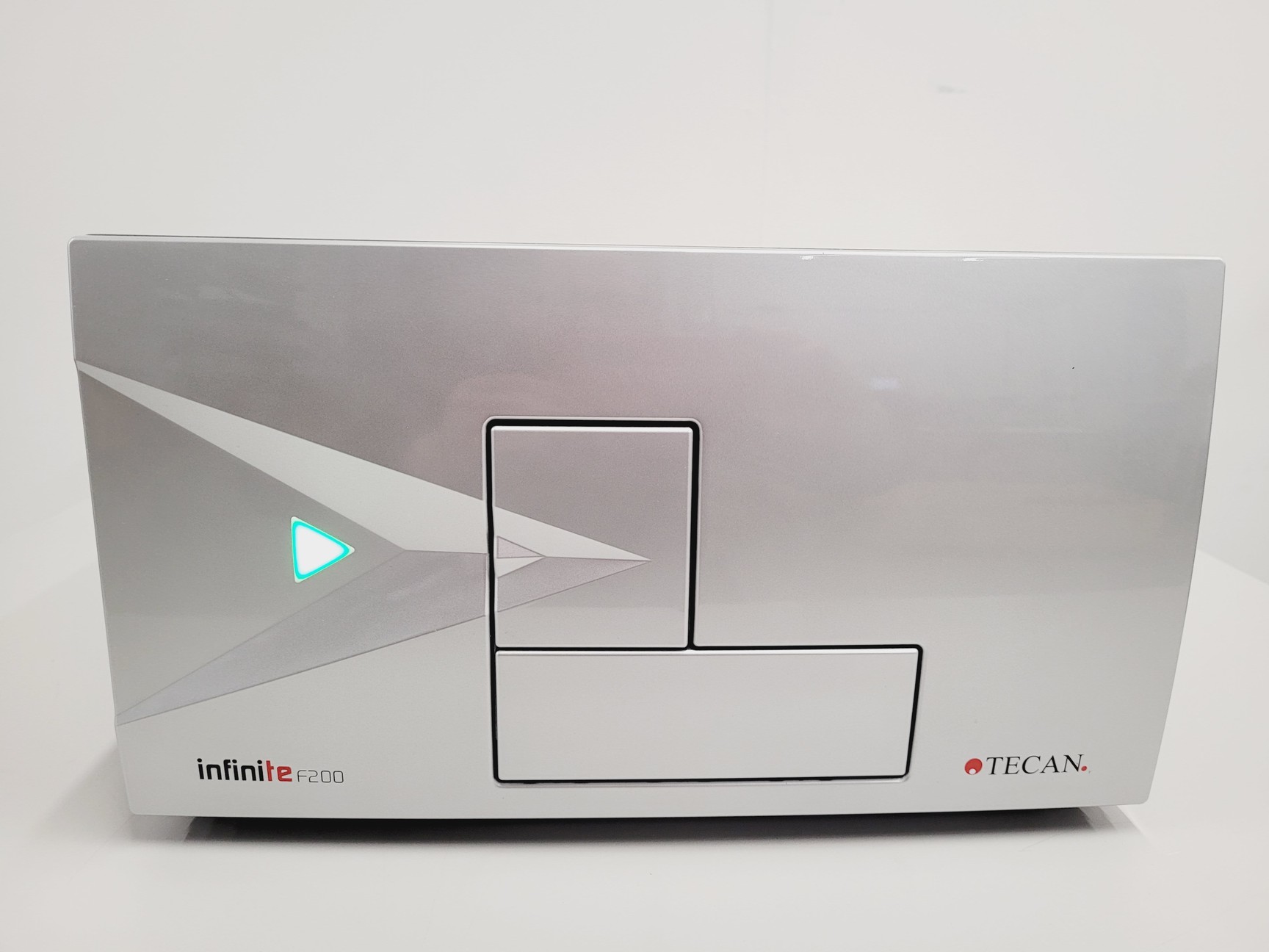 Image of Tecan Infinite F200 Fluorescence Microplate Reader With Software Lab