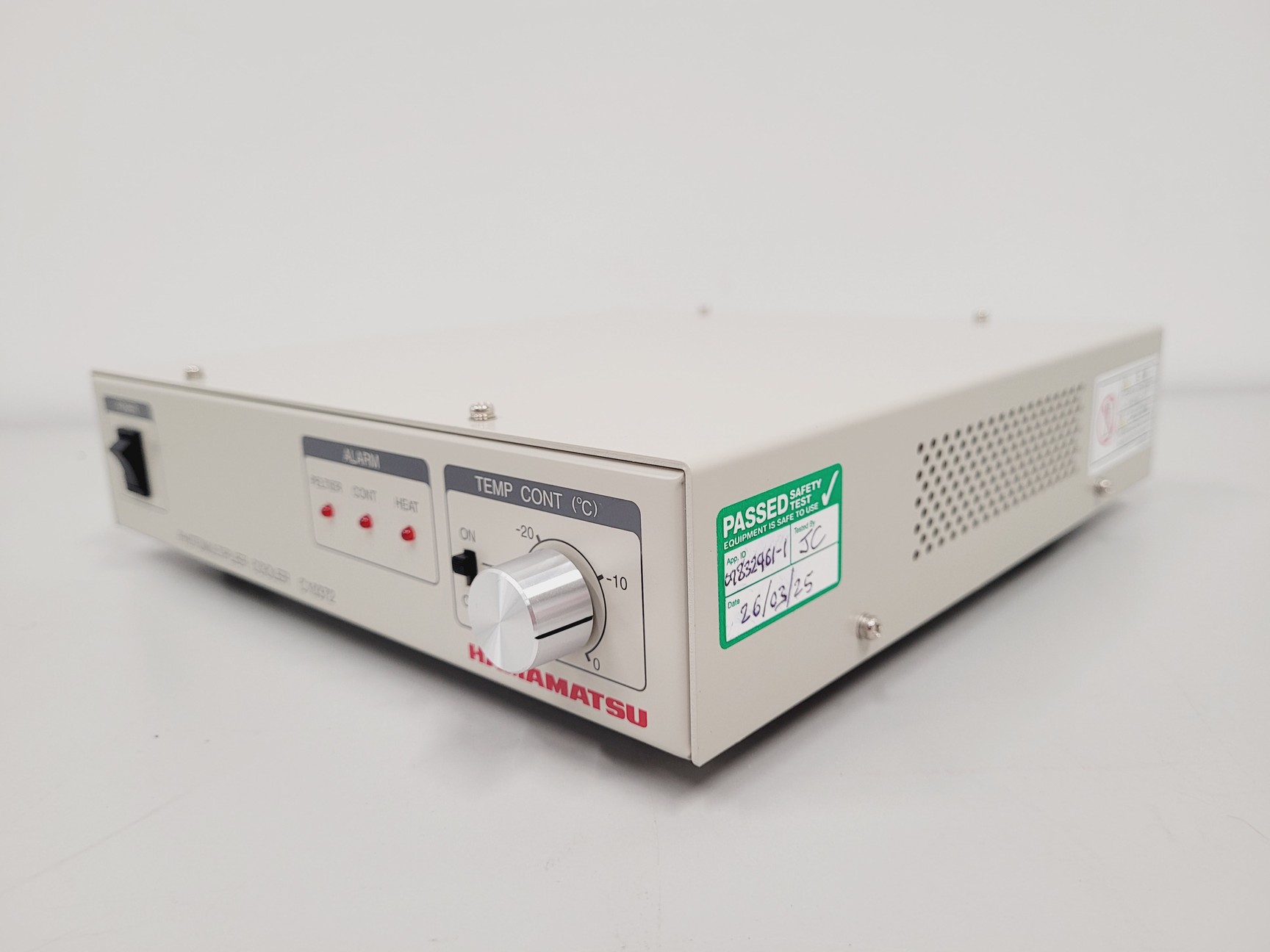 Image of Hamamatsu Photomultiplier Cooler Controller C10372 Lab