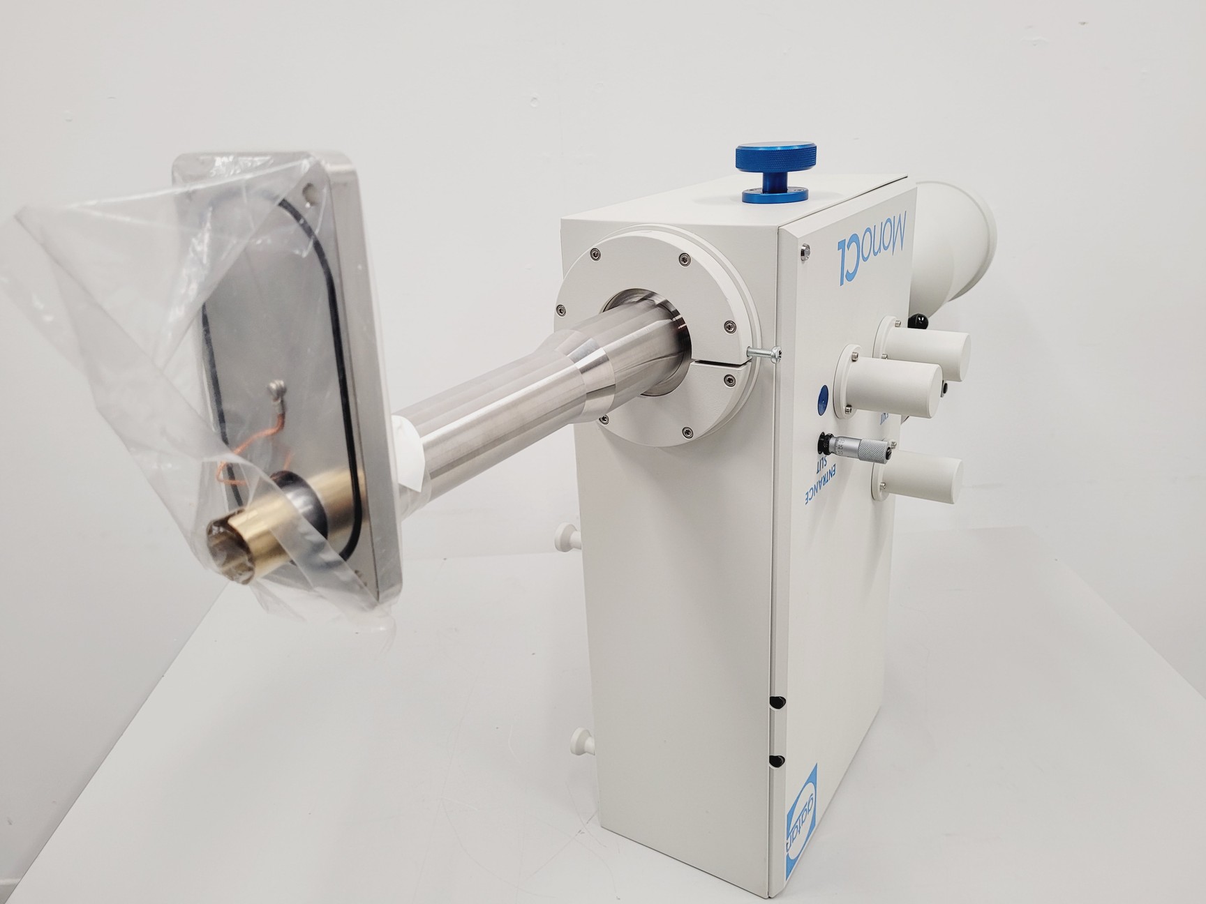 Image of Gatan Mono CL SEM Detector Units With Princeton Pixis 100 Detector Camera Lab