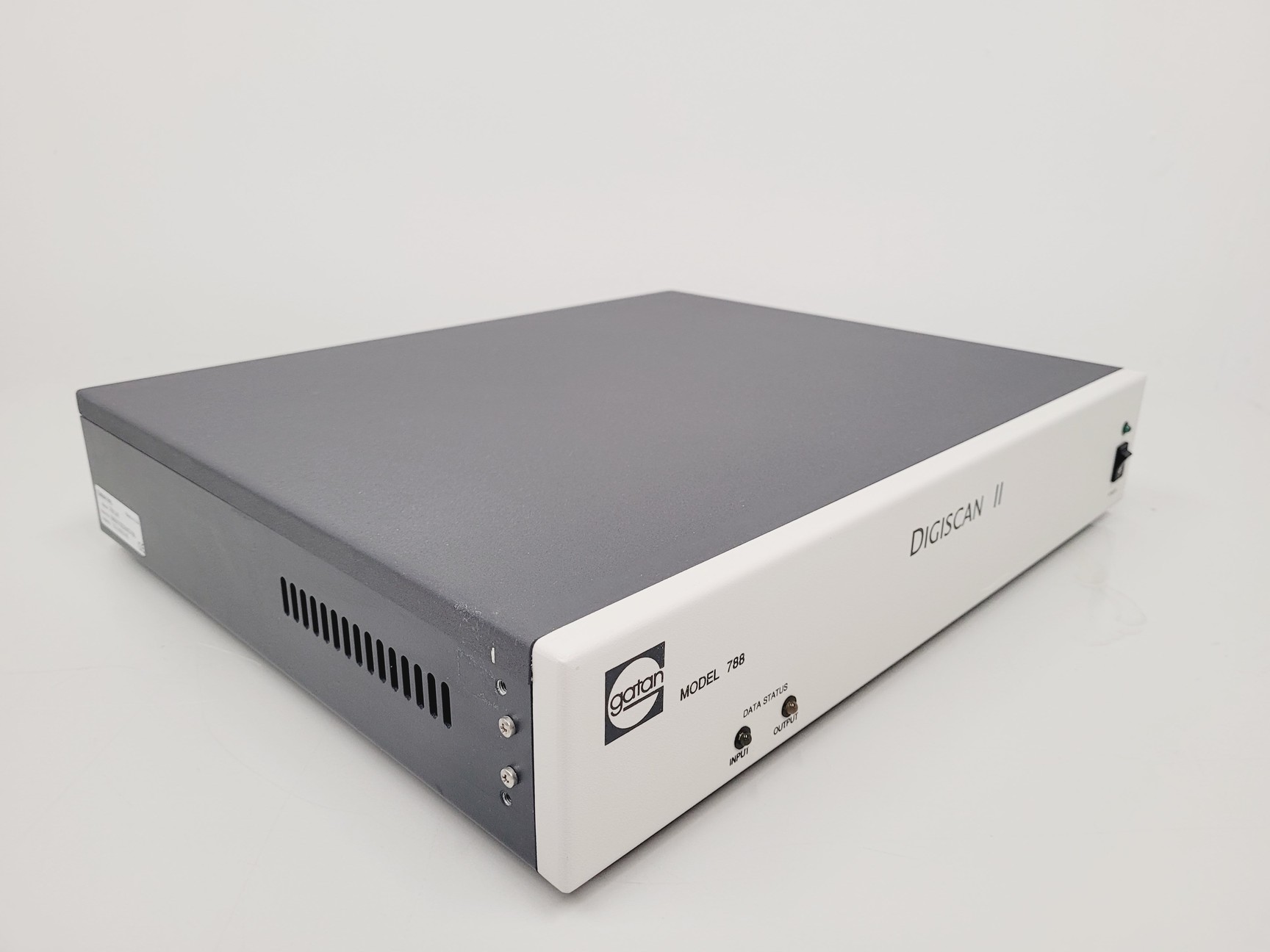 Image of Gatan Mono CL SEM Detector Units With Princeton Pixis 100 Detector Camera Lab