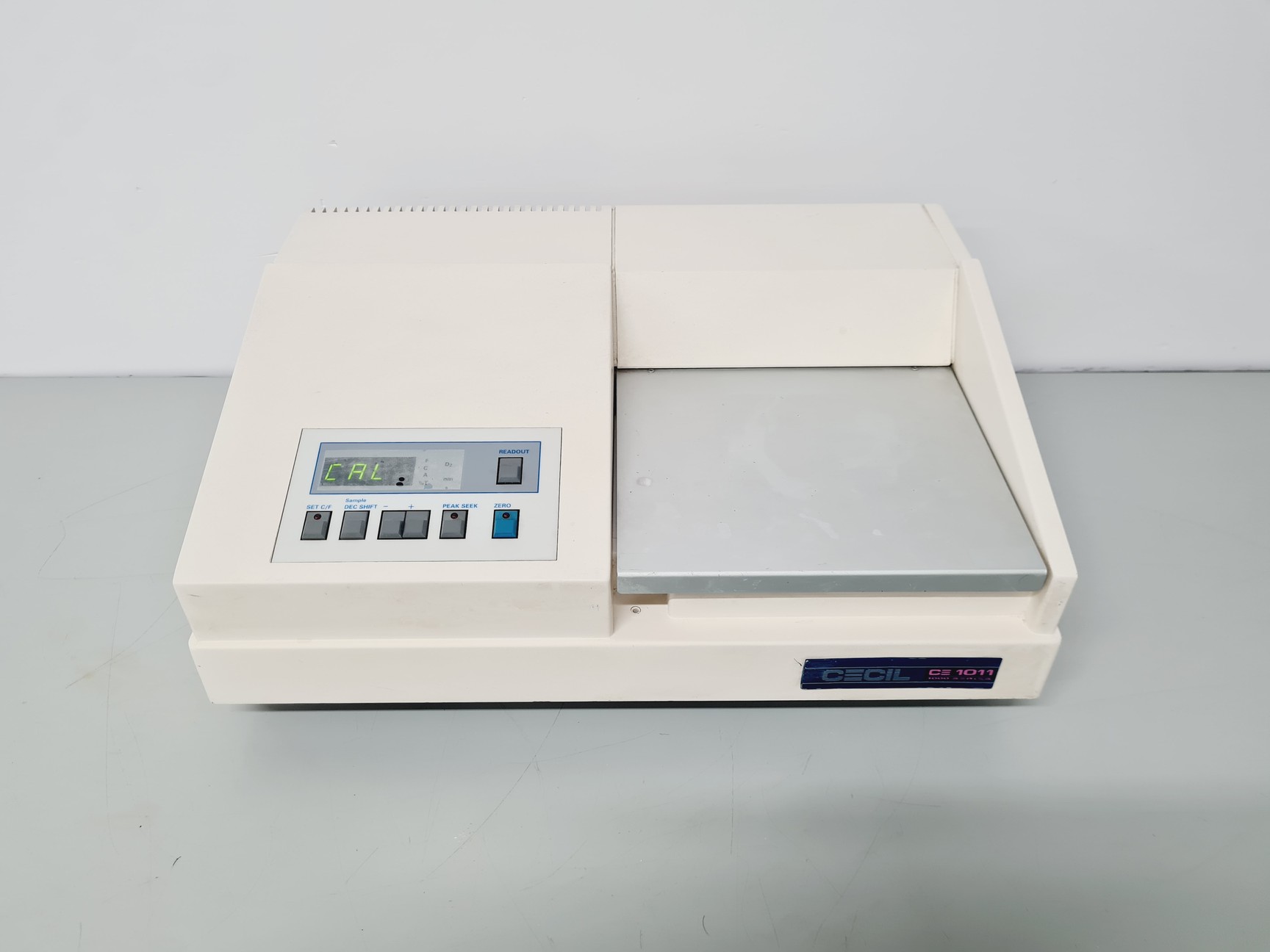 Image of CECIL CE 1011 Spectrometer