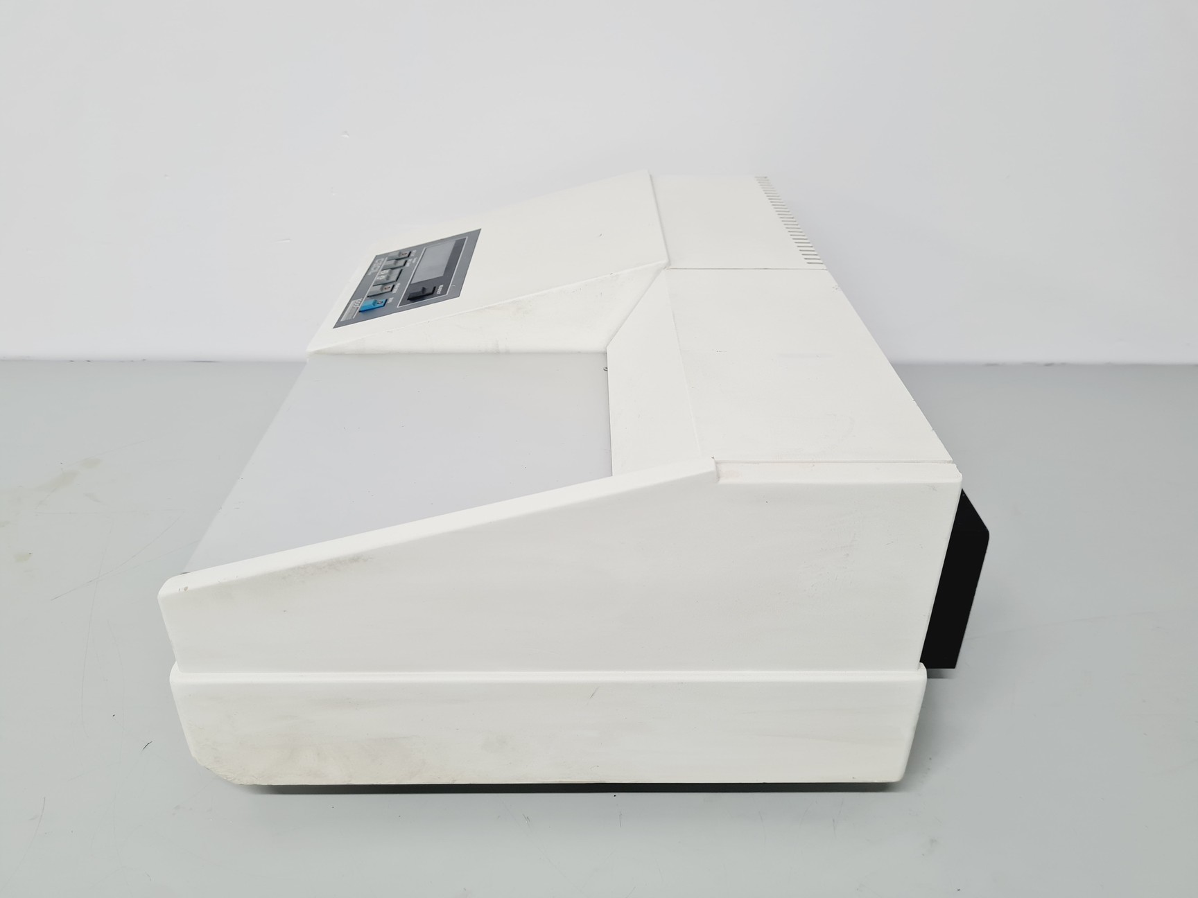 Image of CECIL CE 1010 Spectrometer Lab