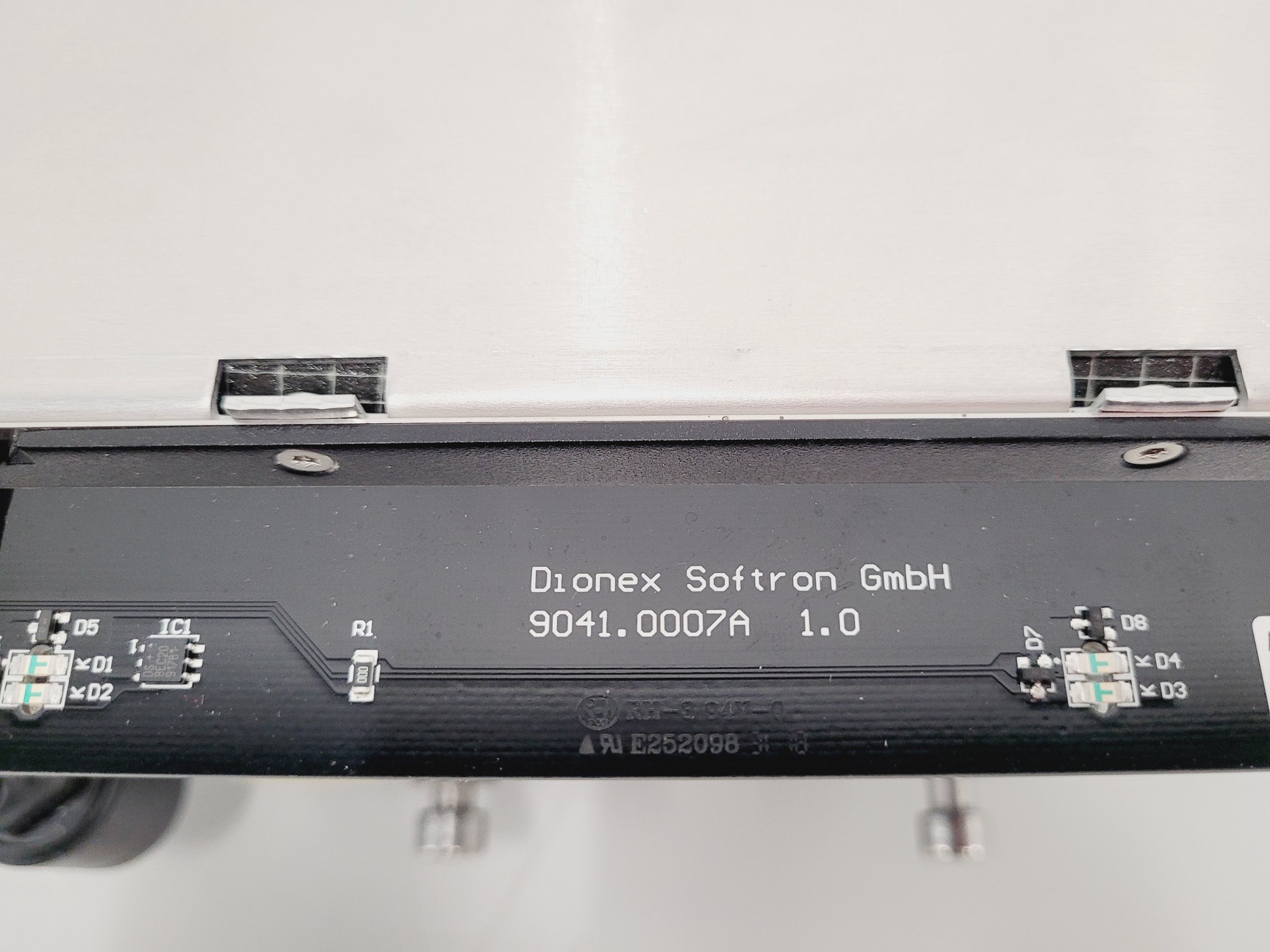 Image of Thermo Dionex Softron Nano Pump Block - Sensirion ProFlow Flow Meter 9041.0007A