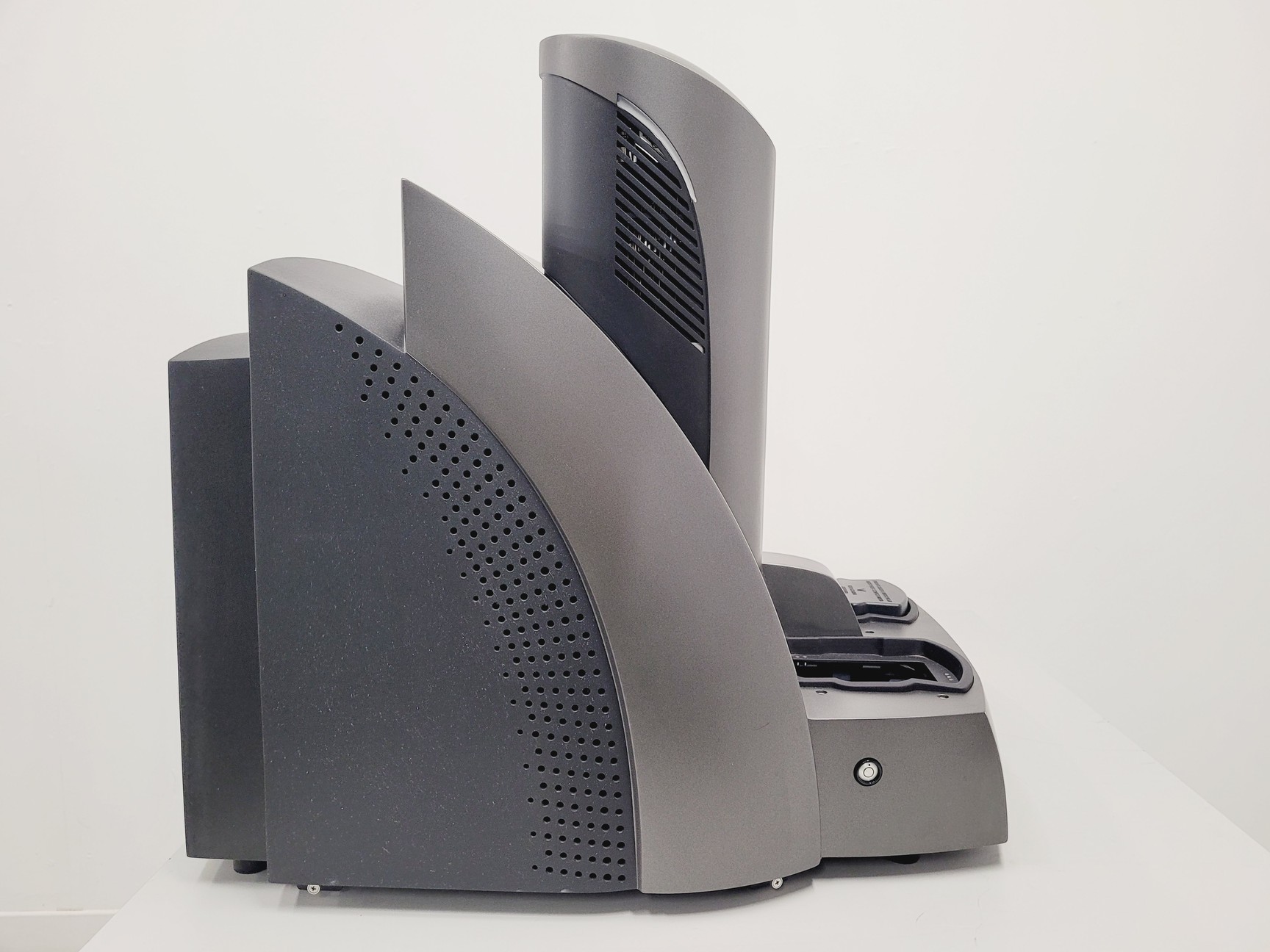 Image of Meso Scale Discovery Model 1250 Sector Imager Microplate Reader