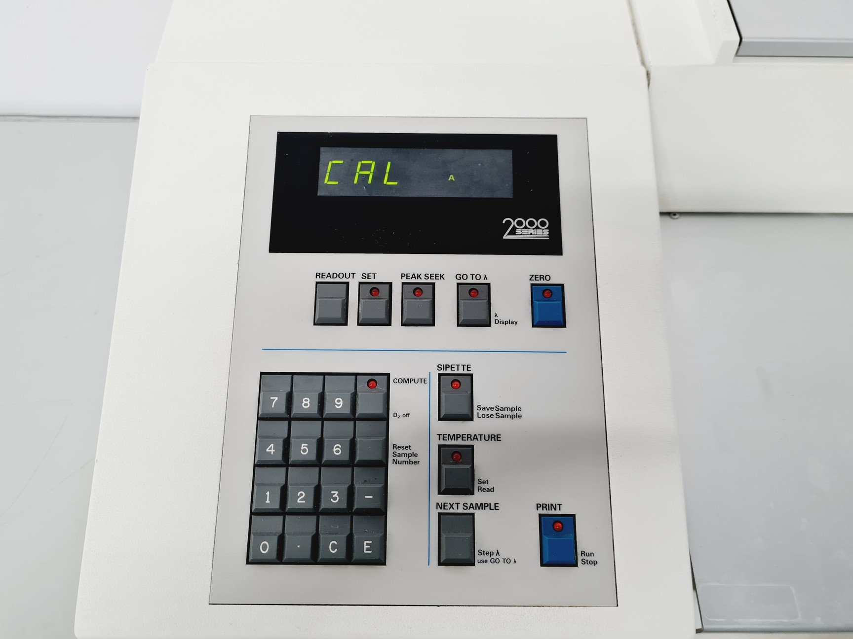Image of CECIL CE 2030 Spectrometer Lab