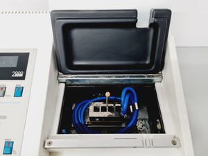 Thumbnail image of CECIL CE 2030 Spectrometer Lab